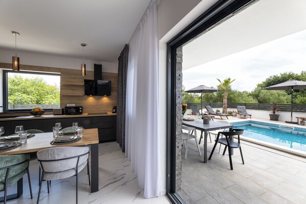 Dining - Newly Built Cozy House With Private Surroundings for a Perfect Peaceful Vacation (Kastel Stafilic)