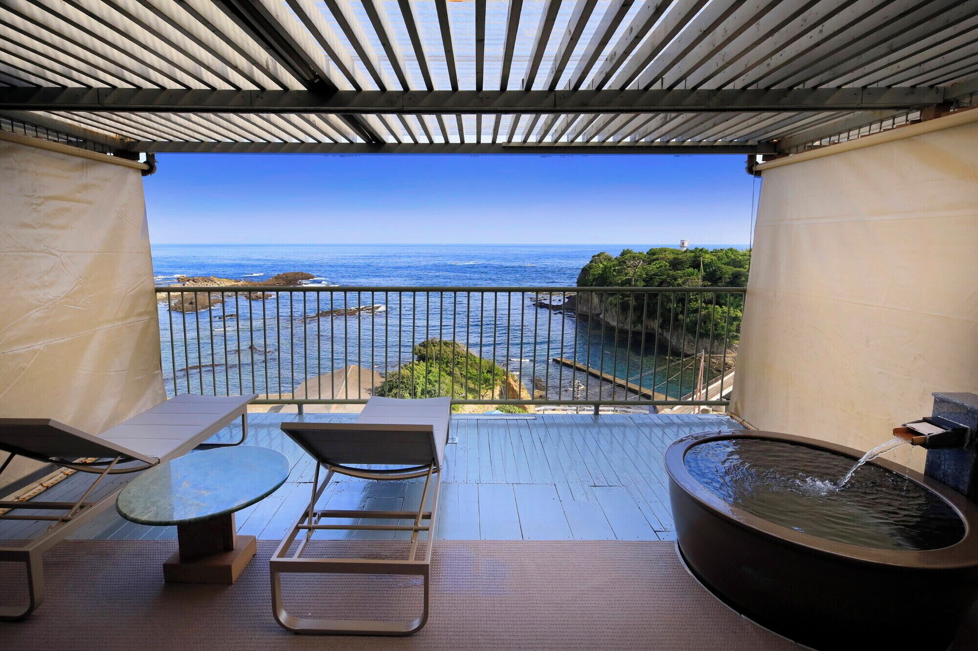 遮光カーテン、WiFi (無料)、ベッドシーツ