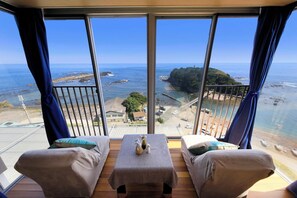 Langsir/tirai gelap terus, Wi-fi percuma, cadar katil 