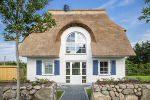 Exterior - Luxushaus Boddenküste mit Sauna (Fuhlendorf)