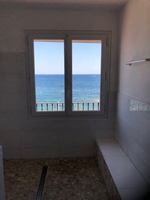 Interior - Double waterfront villa with private beach (Sainte-Maxime)