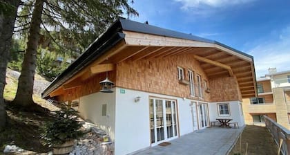 Chalet in Dienten mit Bergblick