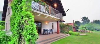 Villa en Święcianowo cerca del lago Ostrowieckie