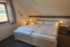 1 室のベッドルーム、旅行用ベビーベッド、WiFi (無料)