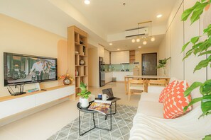 Business center - 9TRIP STAY in Soho Residence  (Ho Chi Minh City)