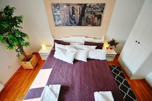 2 bedrooms, free WiFi, bed sheets