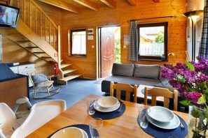 Fernseher, Kamin