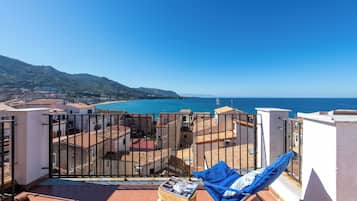 Apartamento, 3 quartos | Terraço/pátio