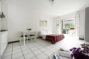 1 quarto, acesso à internet