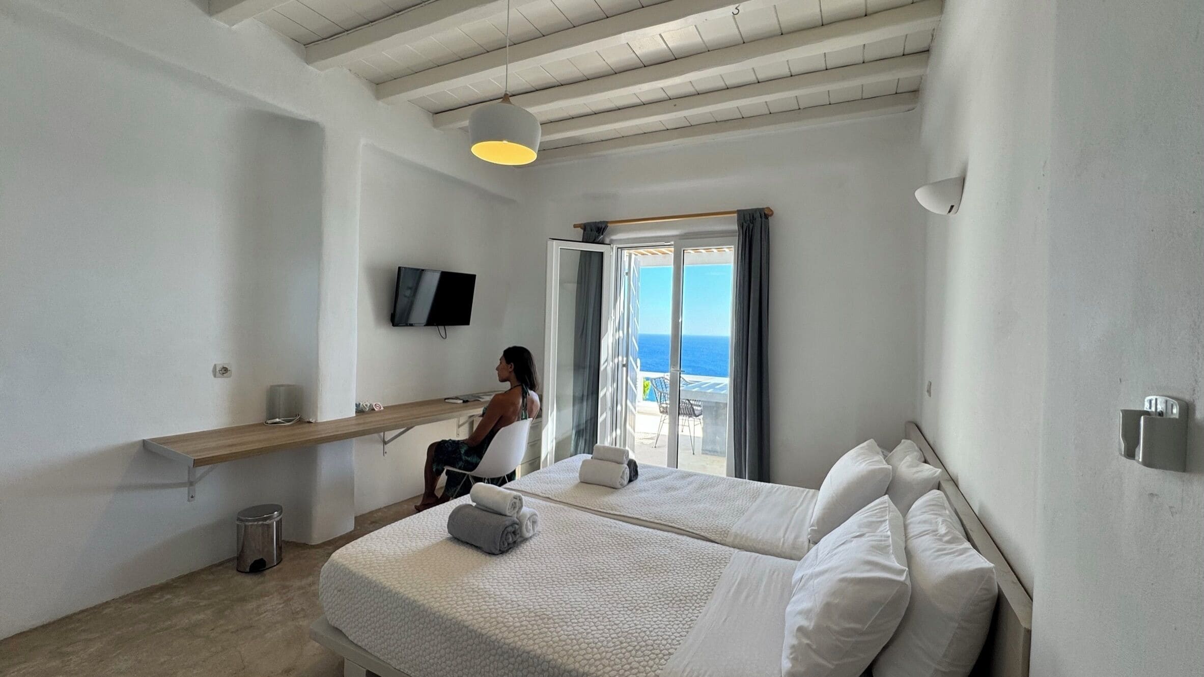 1 bedroom, iron/ironing board, travel cot, WiFi