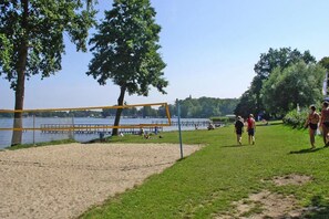 Sports court - Ferienwohnungen am Mirower See, Mirow (Mirow)