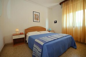 1 bedroom, travel cot, WiFi - Apartments Smeralda, Bibione Spiaggia (Bibione Spiaggia)