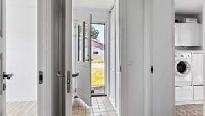 Uklassifisert bilde, 2 av 17, knapp