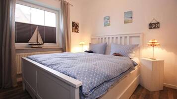 1 bedroom, travel crib, free WiFi