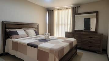 2 bedrooms, iron/ironing board, free WiFi, bed sheets