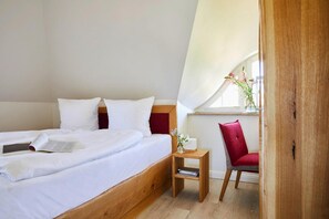 2 Schlafzimmer, Bügeleisen/Bügelbrett, WLAN