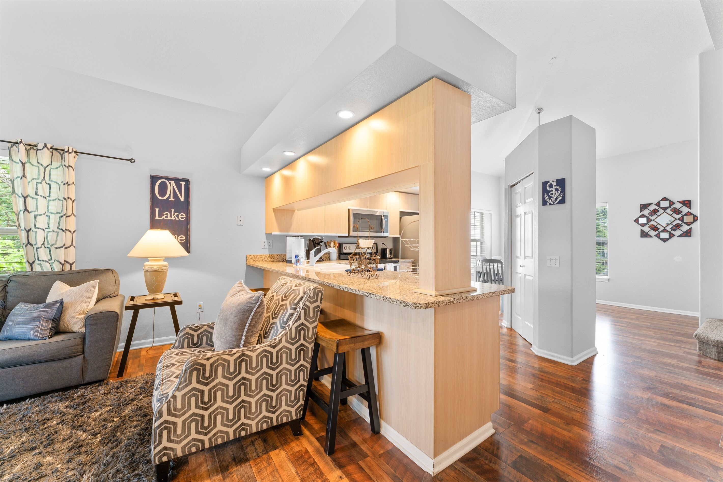 Smart TV, DVD player, books