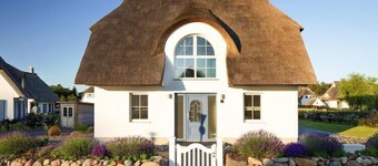 Maison de luxe au bord de l'eau avec sauna