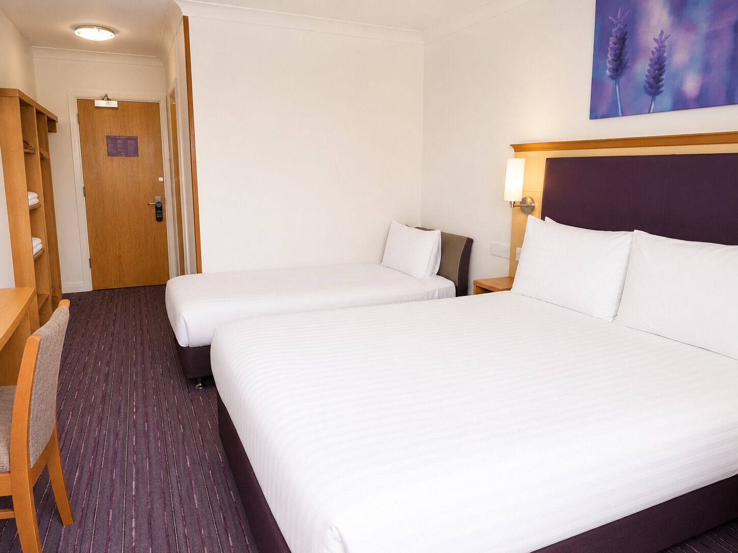 Desk, free WiFi, bed sheets