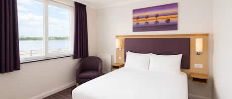 Panoramic Double Room | Desk, free WiFi, bed sheets
