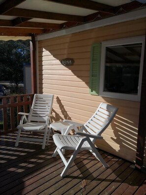 Terrace/patio - Mobil Home Tout Confort (Pierrefeu-du-Var)