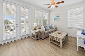 Smart TV - Sandcastle #1 | Gulf View Coastal Haven | Pool | Pet Friendly | Walk to Beach (Panama City Beach)