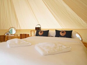 1 bedroom, laptop workspace, free WiFi