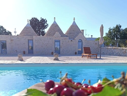 Trulli Fortunato heated swimming pool