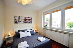 2 chambres, Wi-Fi gratuit, draps fournis