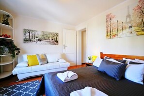 2 bedrooms, free WiFi, bed sheets