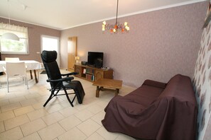 Smart-tv och eldstad