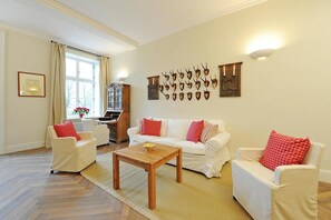 Smart TV - Gutshaus Zicker in Garz (Garz)