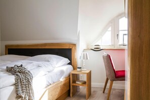 2 bedrooms, iron/ironing board, travel crib, free WiFi - Reetdachhaus am Bodden mit Sauna (Fuhlendorf)