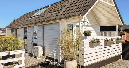 Beautiful home in Otterup with WiFi