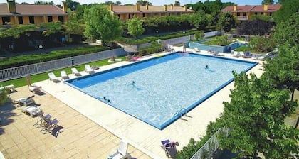 Charmantes Maisons Piscine Comm