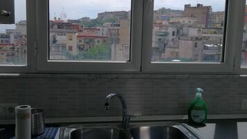 Microonde, forno, piano cottura