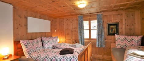2 habitaciones, cuna de viaje y wifi gratis