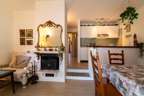 Leilighet | Oppholdsområde | TV