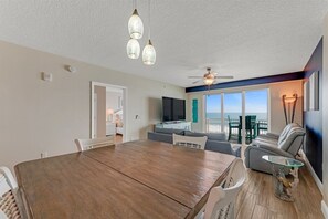 Interior - Driftwood Escape at The Aruba - Pool/Hot tub open! (Daytona Beach)