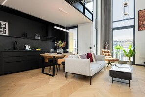 アパートメント 1 ベッドルーム 2 バスルーム | リビングルーム