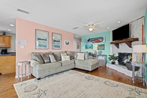 Smart TV - Canal front home with private pool! A block away from beach!  (Dauphin Island)