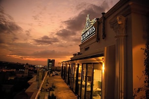 Se sirven desayunos, comidas y cenas