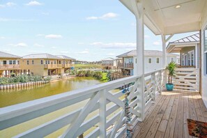 Property grounds - Sunrise Beach~Private Pool~Boardwalk~Arcade Games (Port Aransas)