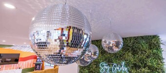 Mini Golf | Movie Theater | 2 King Beds | Arcade