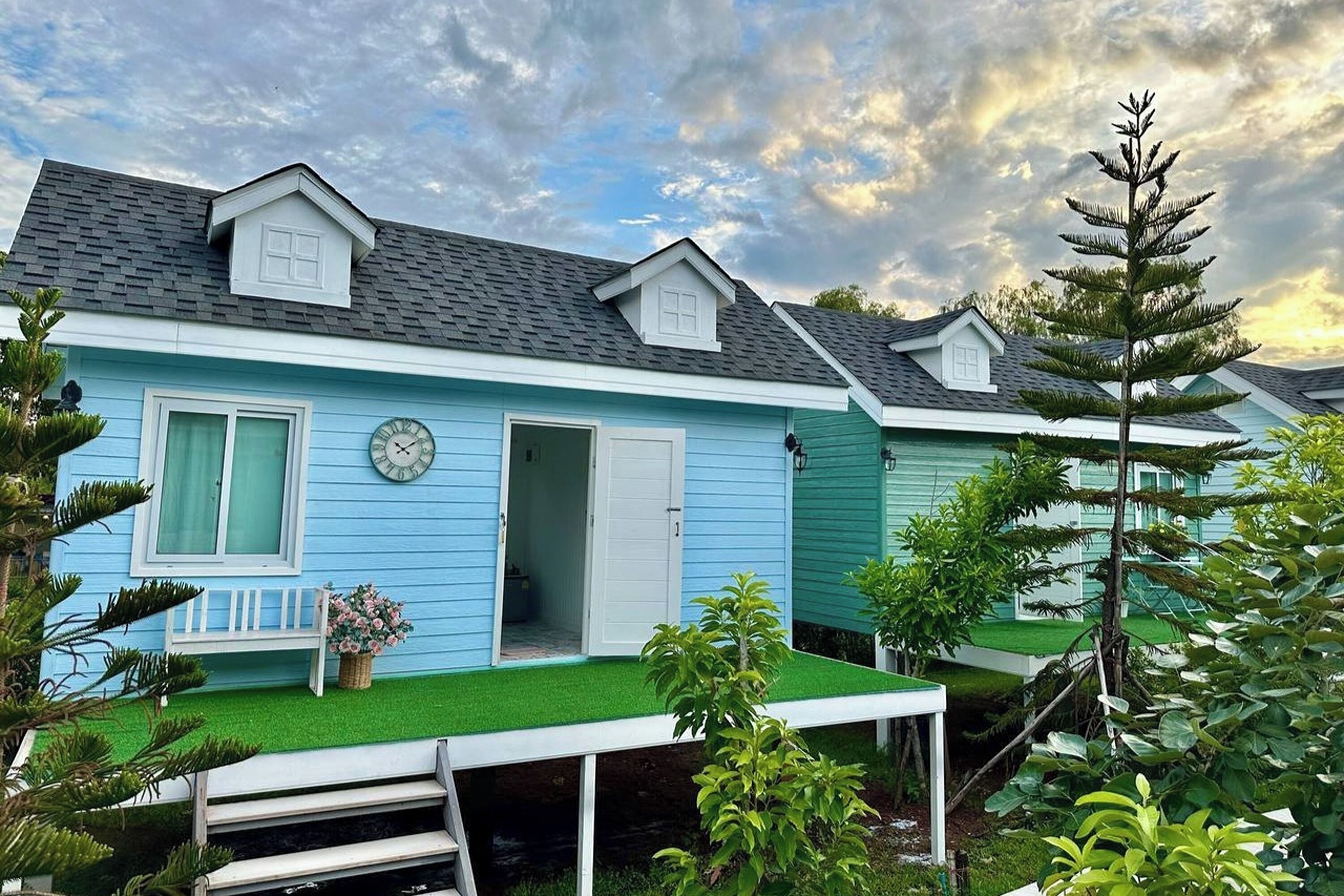 ด้านหน้าที่พัก