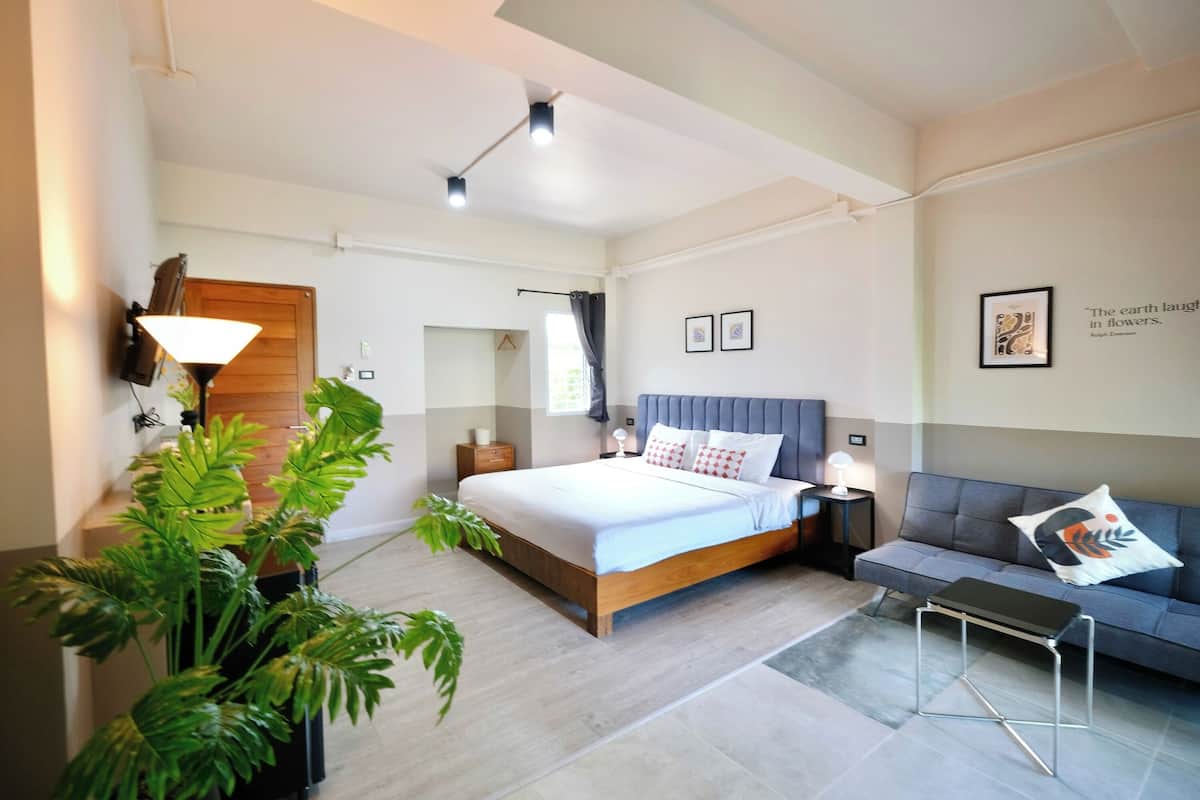 Studio | Quang cảnh từ phòng