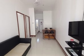 Deluxe-Zimmer | Schreibtisch, Bügeleisen/Bügelbrett, kostenloses WLAN, Bettwäsche