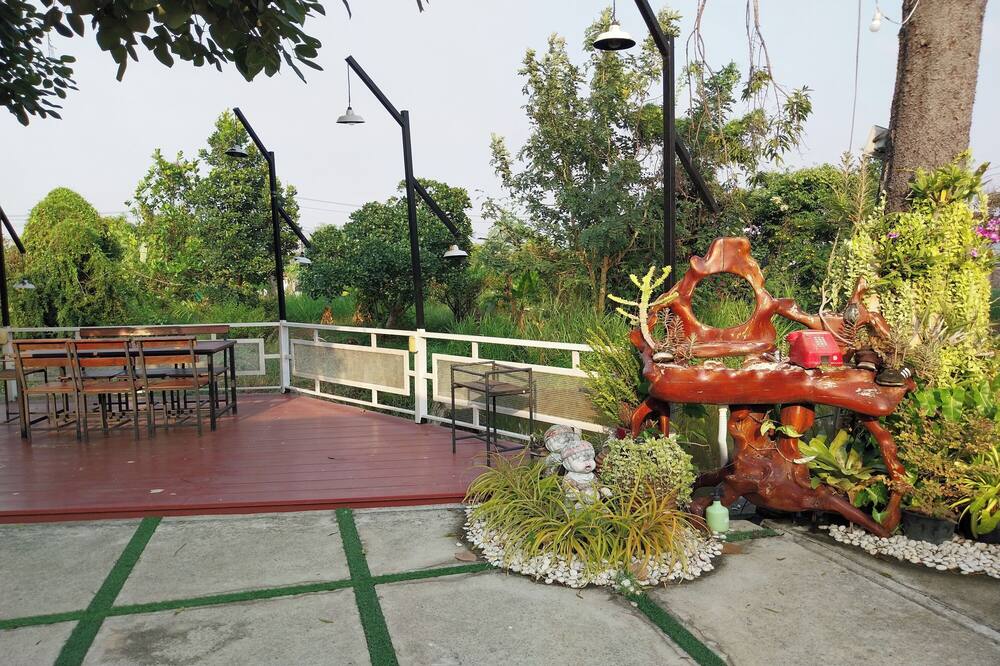 Review Resort