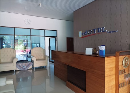 Lobby. Robbani Edotel Liwa Syariah