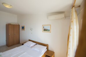 1 sovrum, resesäng, gratis wi-fi och sängkläder